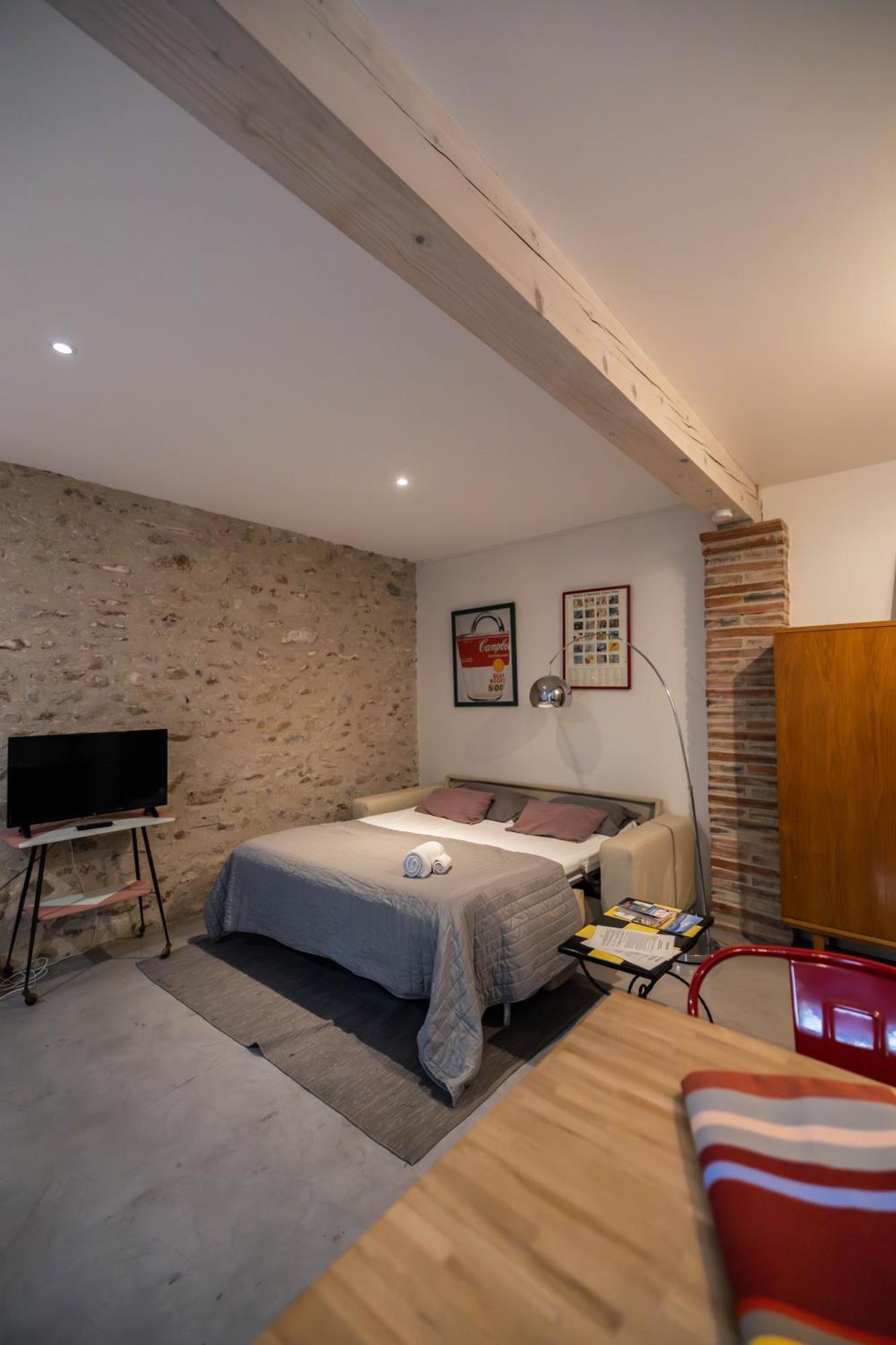 Gites Du Castell De Bles Saint-Genis-des-Fontaines Bilik gambar