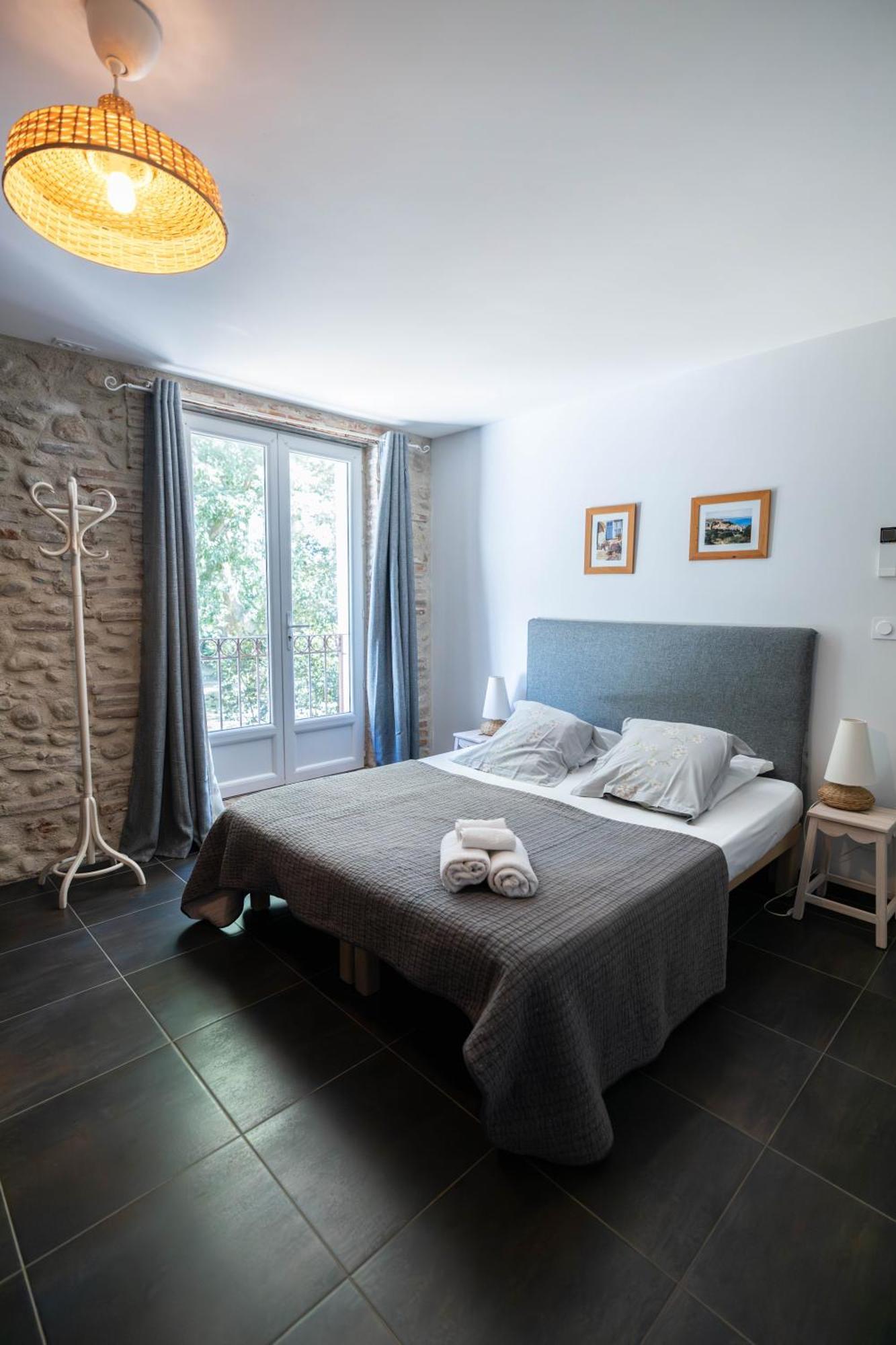 Gites Du Castell De Bles Saint-Genis-des-Fontaines Bilik gambar