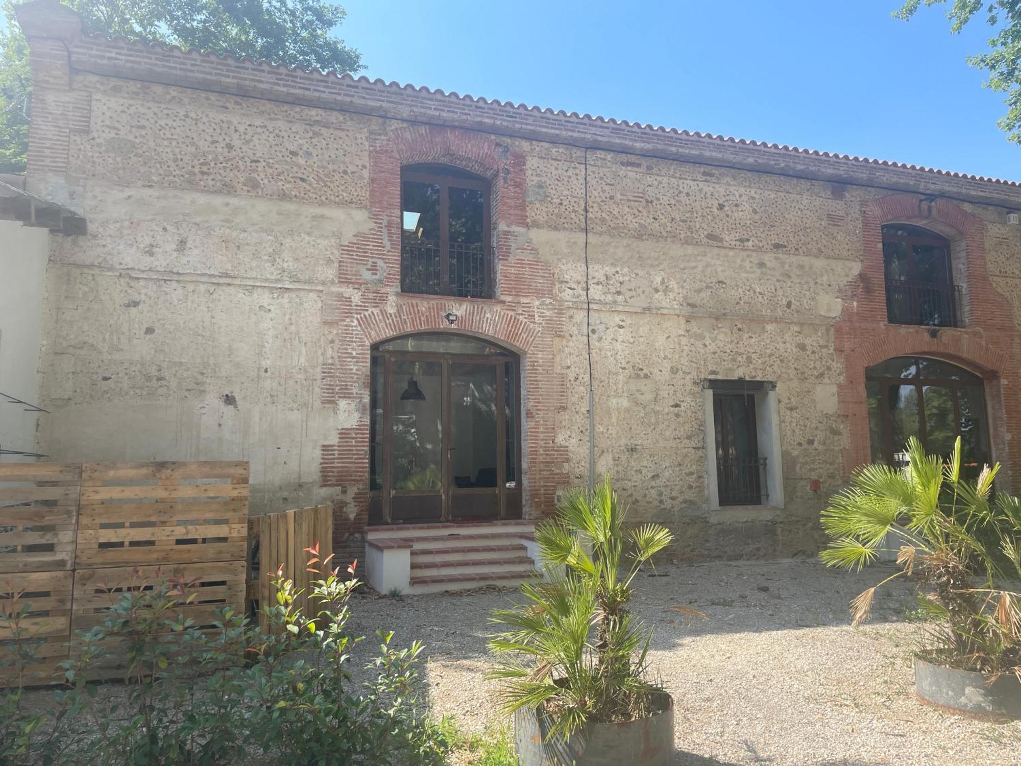 Gites Du Castell De Bles Saint-Genis-des-Fontaines Bilik gambar